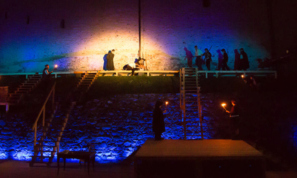 luis zagler - www.schlossfestspiele.it foto riki gelf - die verfolgten 20170803_0682